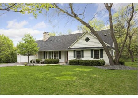 Photo of MLS# 4813355 – 3325 Shavers Lake Road, Deephaven MN 55391