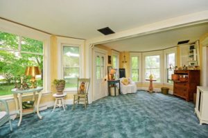 3570 Montgomerie Avenue, Deephaven MN 55391