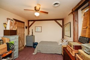 3570 Montgomerie Avenue, Deephaven MN 55391