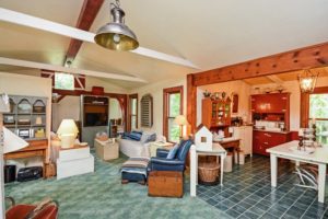 3570 Montgomerie Avenue, Deephaven MN 55391