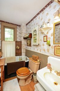 3570 Montgomerie Avenue, Deephaven MN 55391