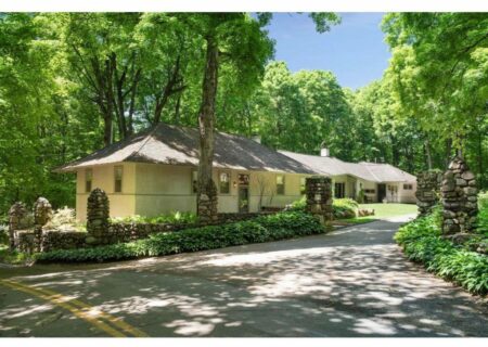 Photo of MLS# 5245982 – 3570 Northome Road, Deephaven MN 55391