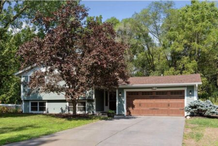 Photo of MLS# 6091817 – 4308 Courtland Road, Minnetonka MN 55345