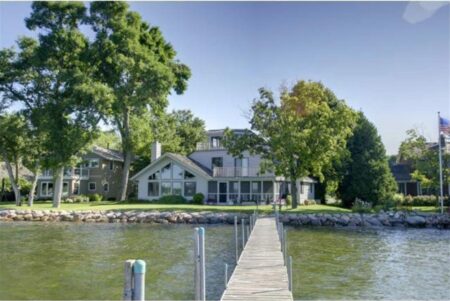 Photo of MLS# 4400744 – 4440 Manitou Road, Tonka Bay MN 55331