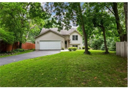 Photo of MLS# 6029590 – 5913 Fairfield Road, Mound MN 55364