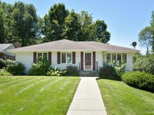 611 Lymn Place Excelsior MN 55331 - Sold