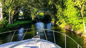 Lake Minnetonka Real Estate - Boating on Lake Minnetonka