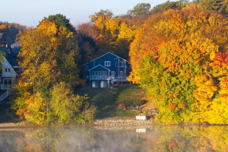 Photo of MLS# 6809017 – 630 Carver Beach Road, Chanhassen, MN 55317